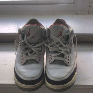 Air Jordan 3 Fire Red Size 11.5